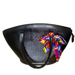 Authenicated Louis Vuitton Black Epi Saint Jacques Purse w/ COA